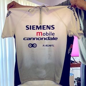 Cannondale bike shirt XL white black and gray